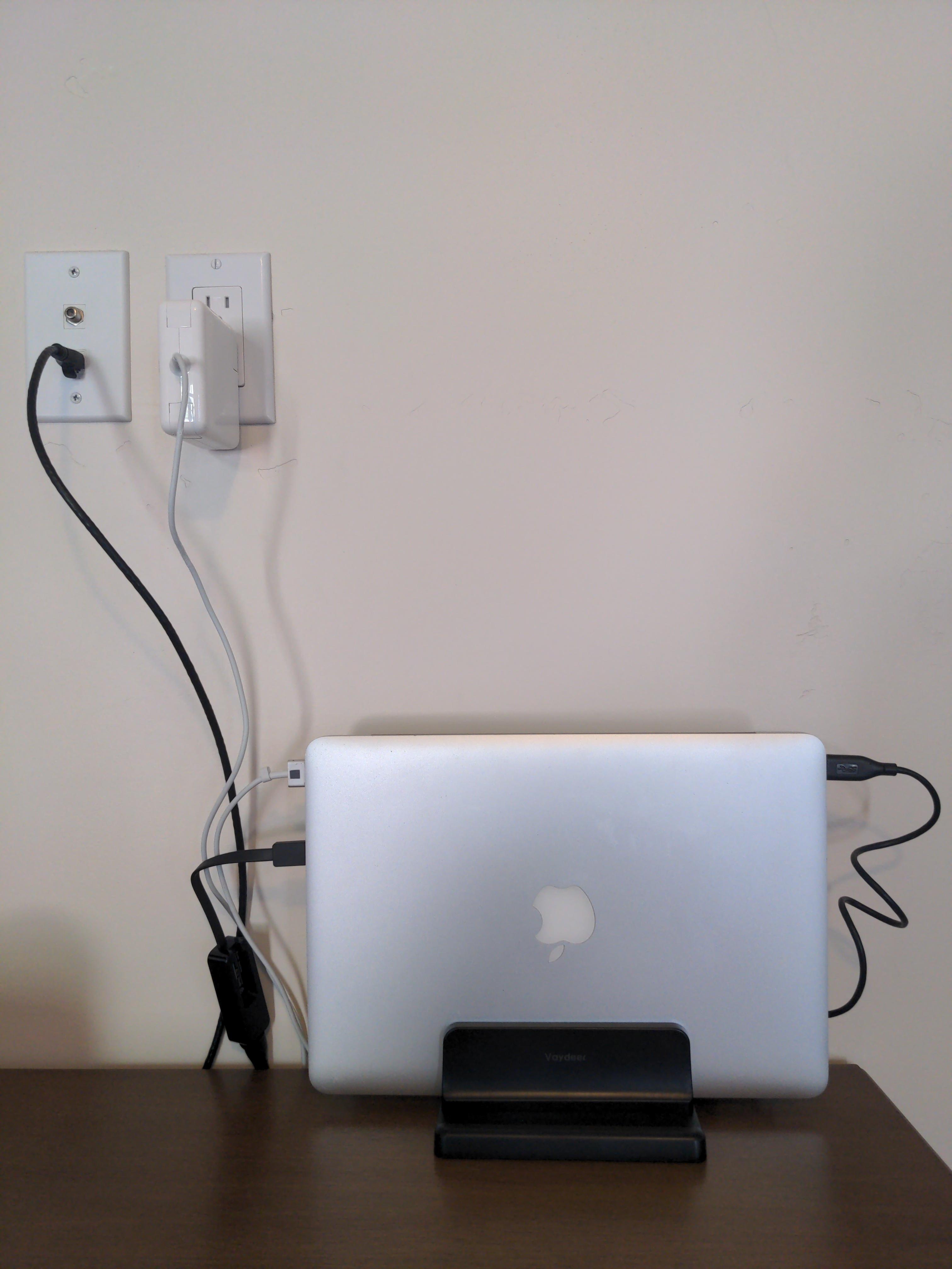 Macbook Server Rack